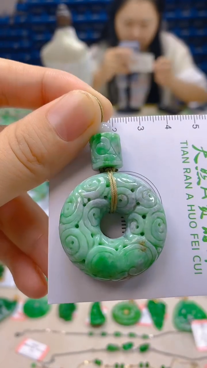 颈饰未镶嵌翡翠新号开播 全场乱卖