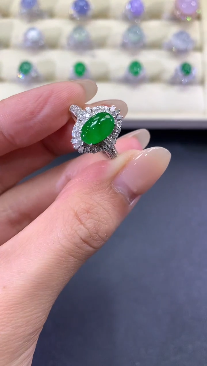 【闪购商品】翡翠戒指18K金镶嵌a148        