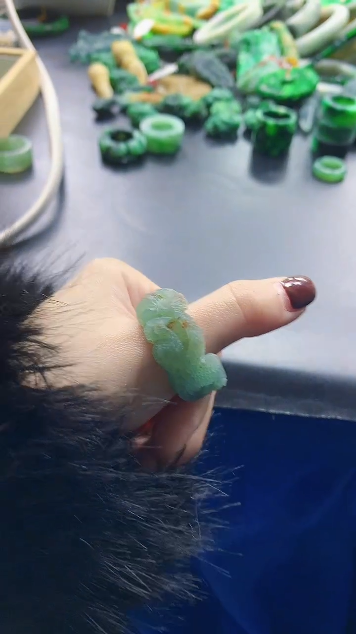 颈饰未镶嵌翡翠天然缅甸a货翡翠