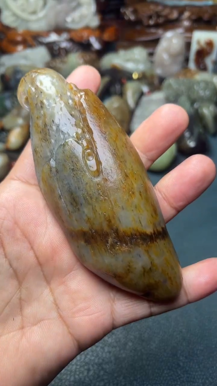 未镶嵌和田玉把件-