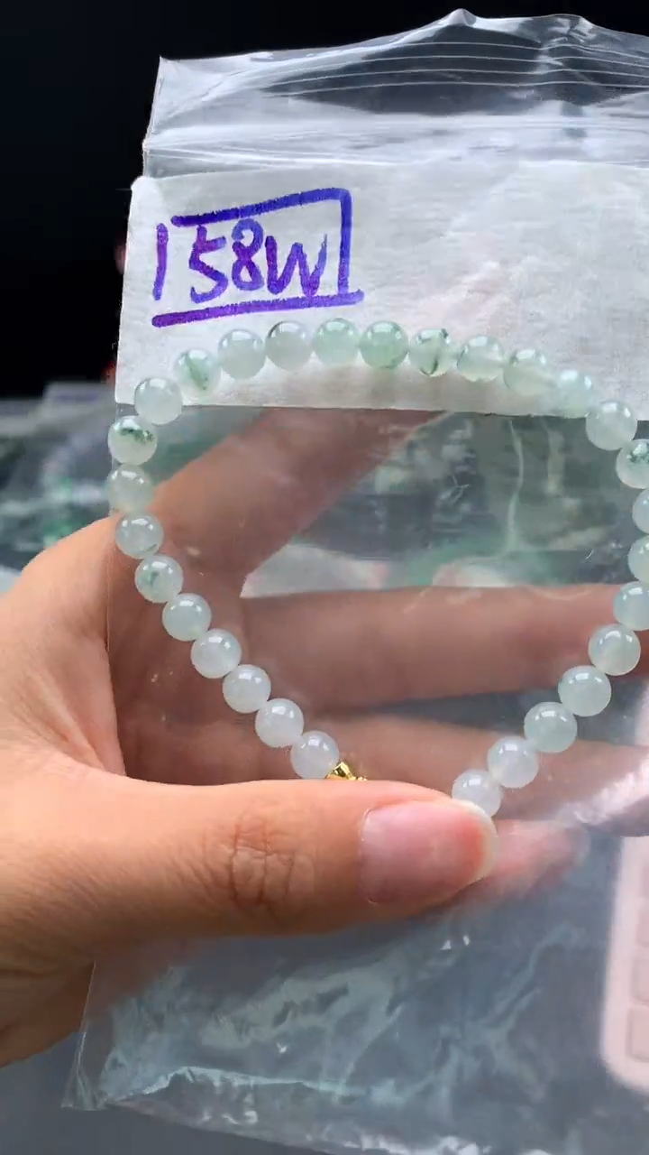 未镶嵌挂件翡翠7卡6.5