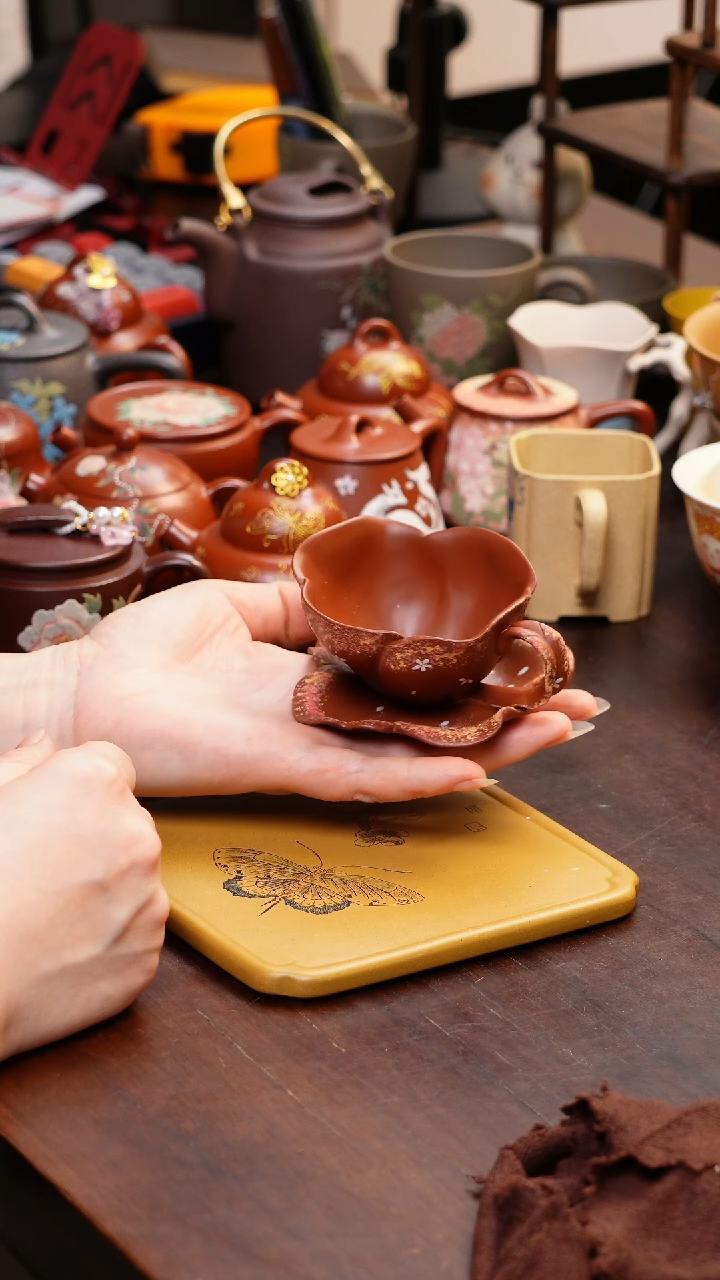 【闪购商品】原矿紫砂手工朱泥杯