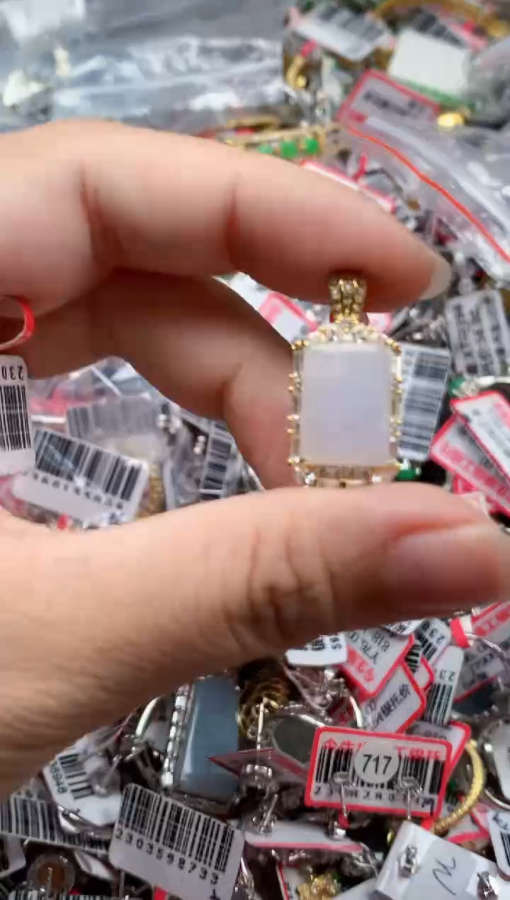 银S925镶嵌戒指翡翠天然A货缅甸翡翠