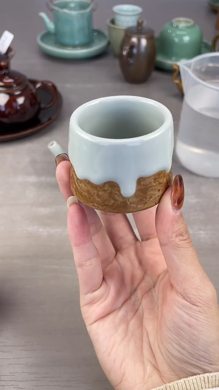 青瓷仓储福利清仓微瑕