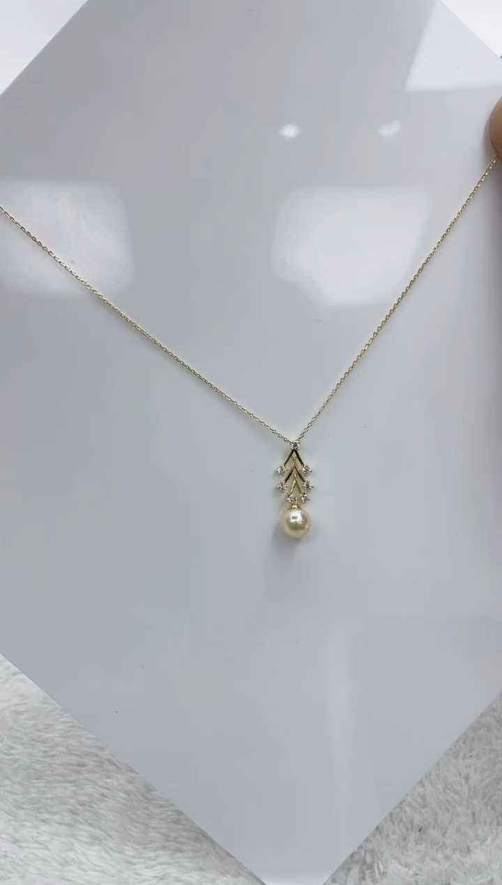 【闪购商品】海水珍珠颈饰银S925镶嵌海水珍珠项链