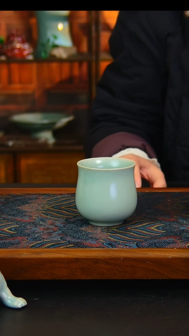 瓷片支钉烧淑女杯，微瑕