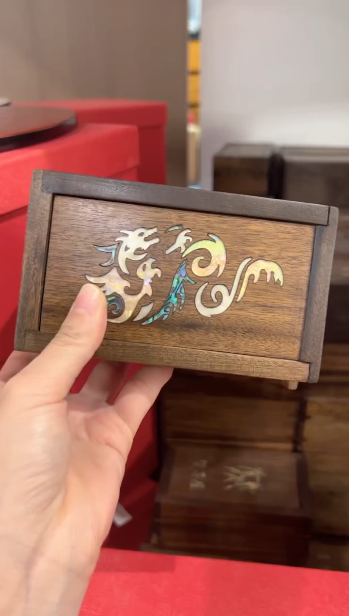 ·弘贝雅螺钿漆器文化馆