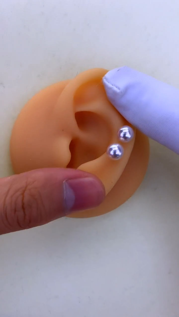 18K金镶嵌DA海水珍珠 GD003 6-7 素钉定制