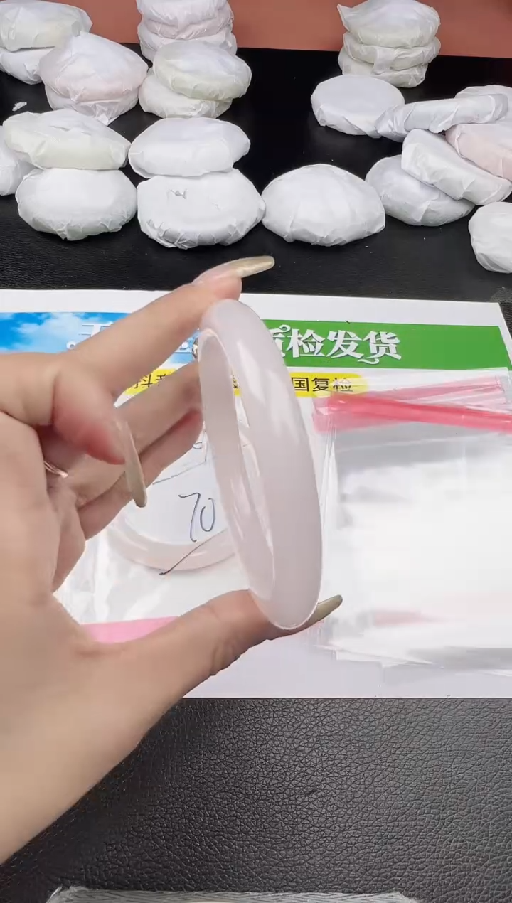 未镶嵌手镯石英质玉圈口58.3