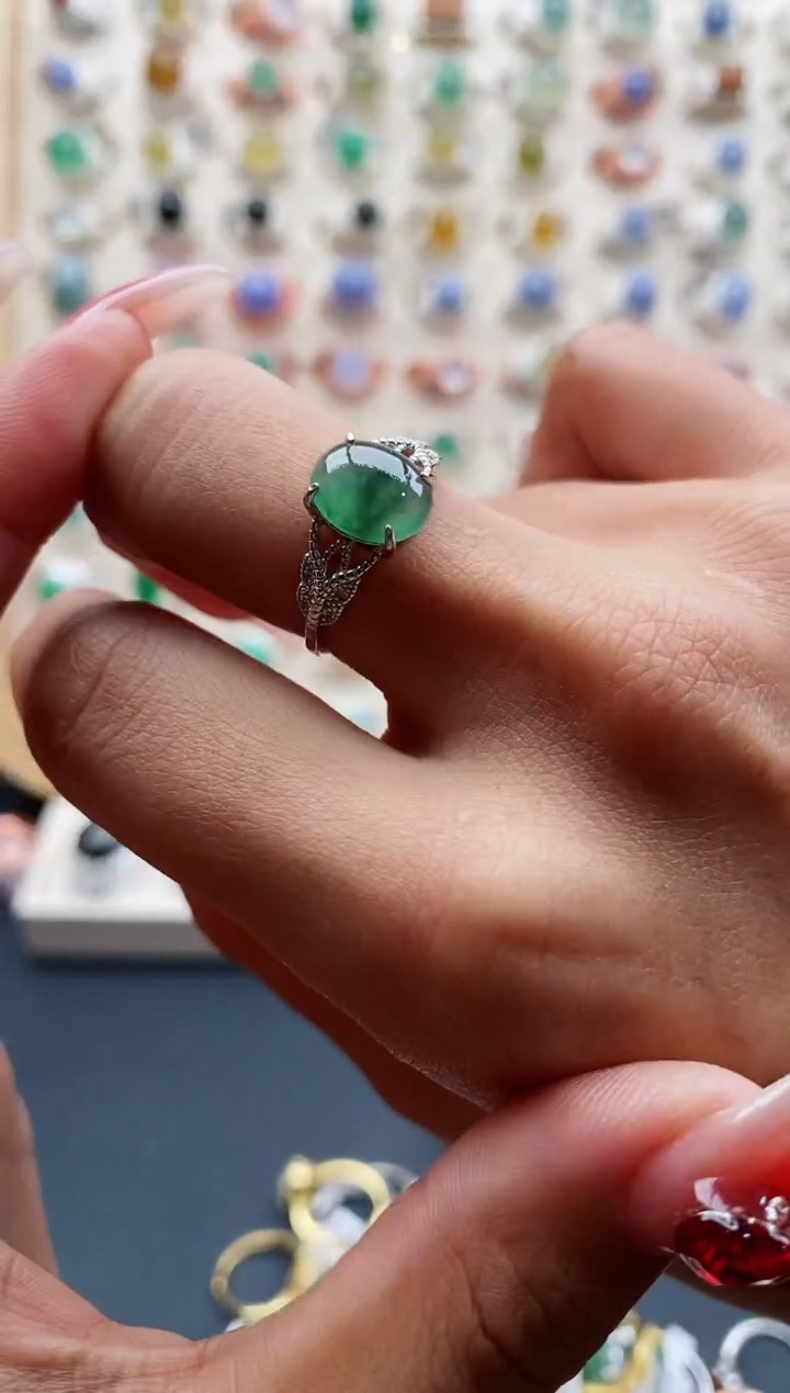 【闪购商品】翡翠戒指银S925镶嵌缅甸天然A货翡翠333 8+