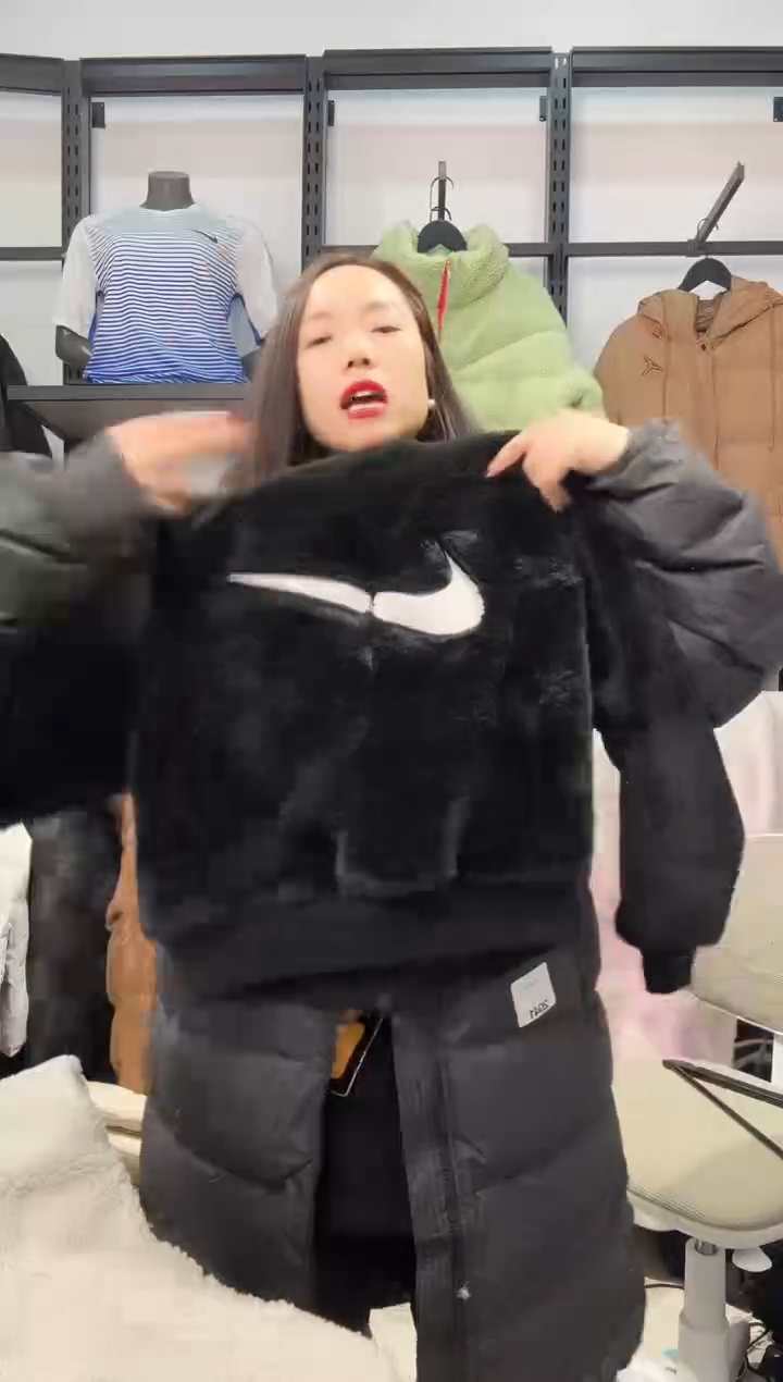 2050 闪购编码  运动卫衣裤以直播间过款为准 尺码