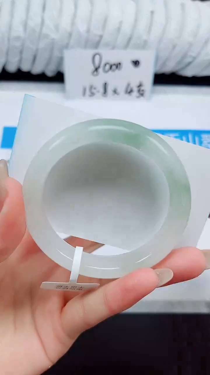 未镶嵌手镯石英质玉44-52.2