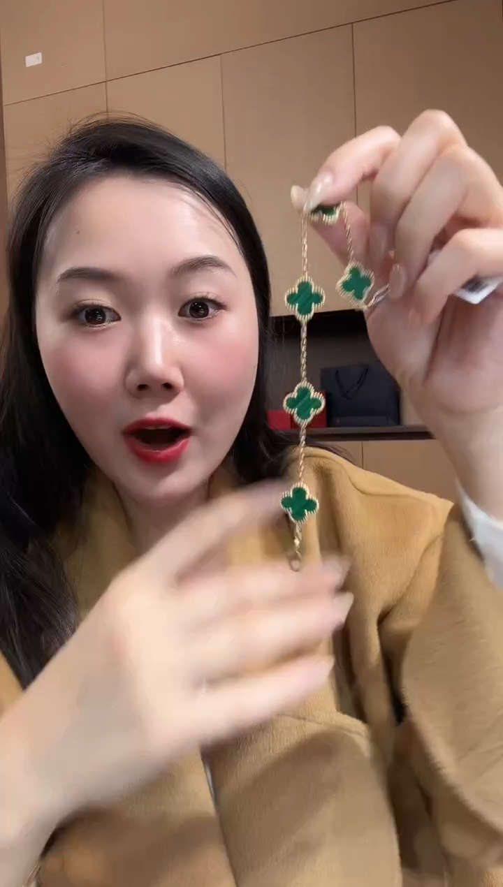 【闪购商品】孔雀石手链18K金镶嵌孔雀石k黄四叶草套链GHJ25版