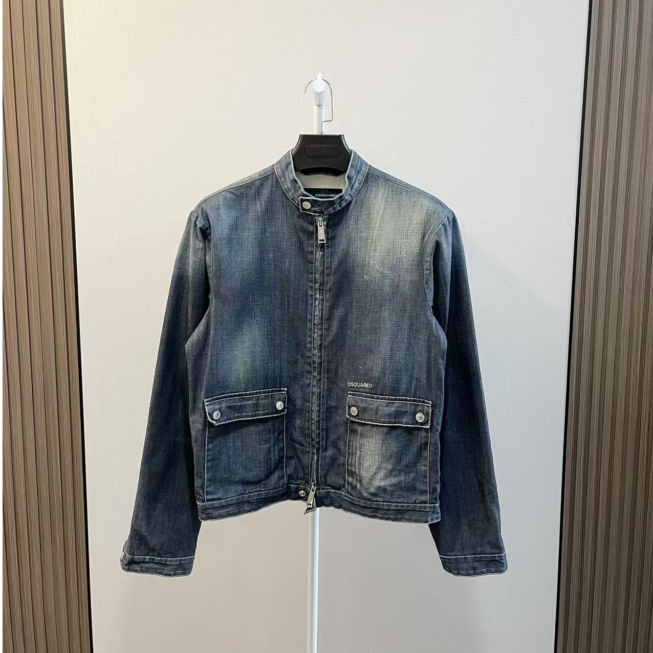 99新  /Dsquared2/水洗蓝休闲拉链牛仔夹克外套/尺码48