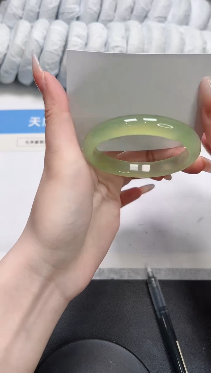 石英质玉未镶嵌手镯316-5.6薄荷