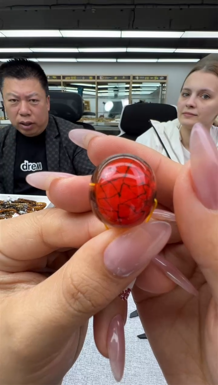 【闪购商品】琥珀颈饰未镶嵌546秒拍号