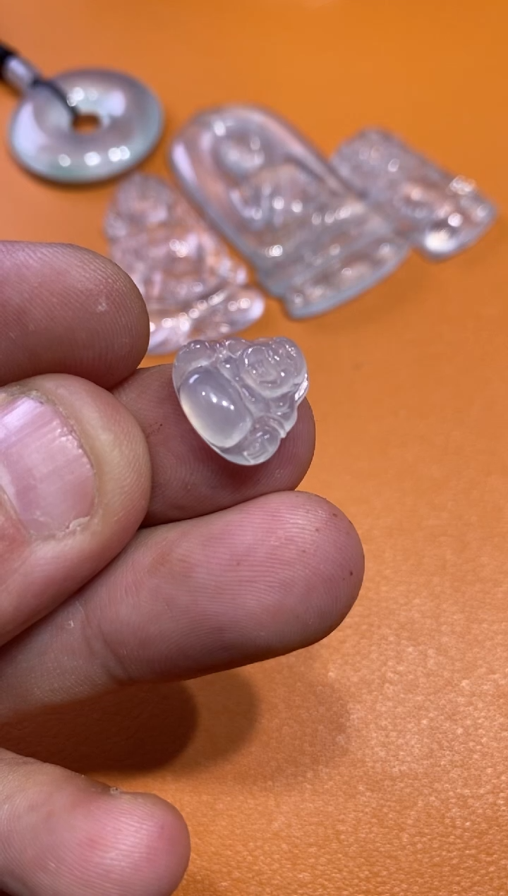 【闪购商品】翡翠吊坠(不含链)未镶嵌佛公168