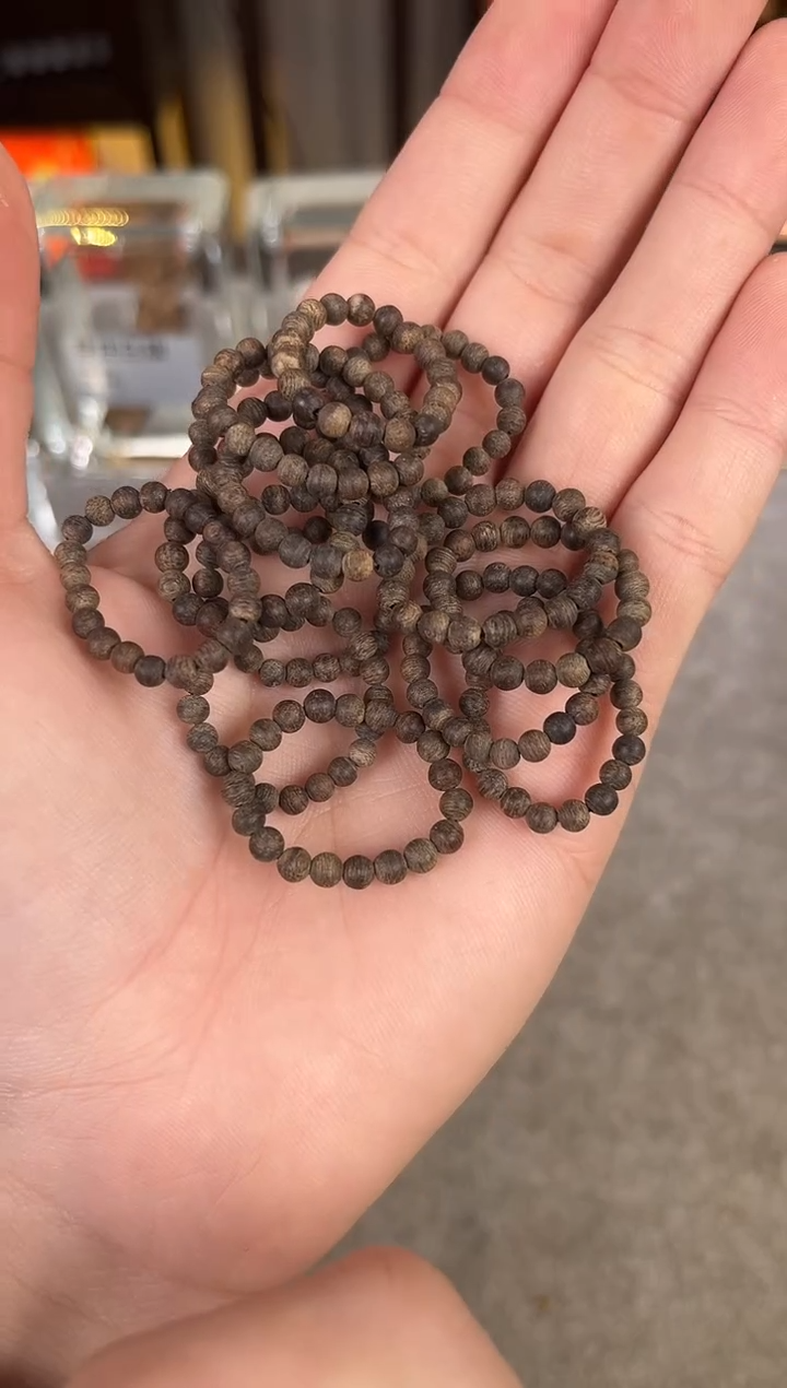 【闪购商品】沉香手把件195号沉水文莱戒指多样性发货1个