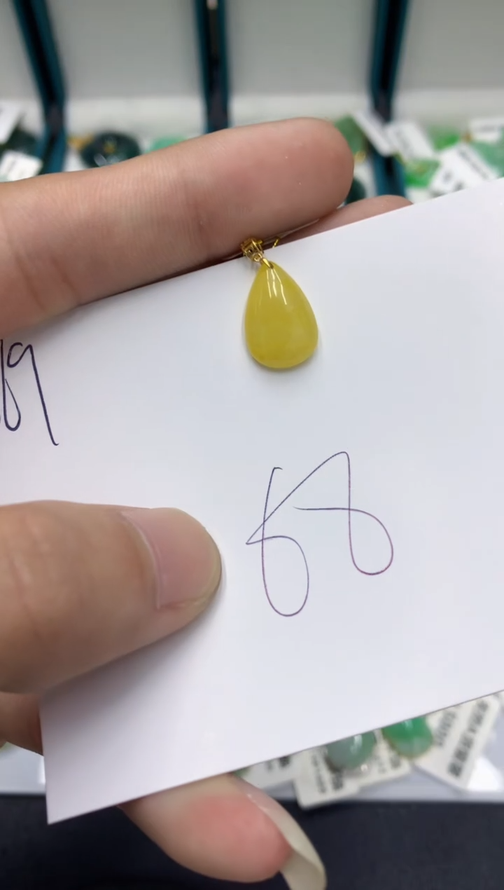 【闪购商品】翡翠颈饰18K金镶嵌翡翠