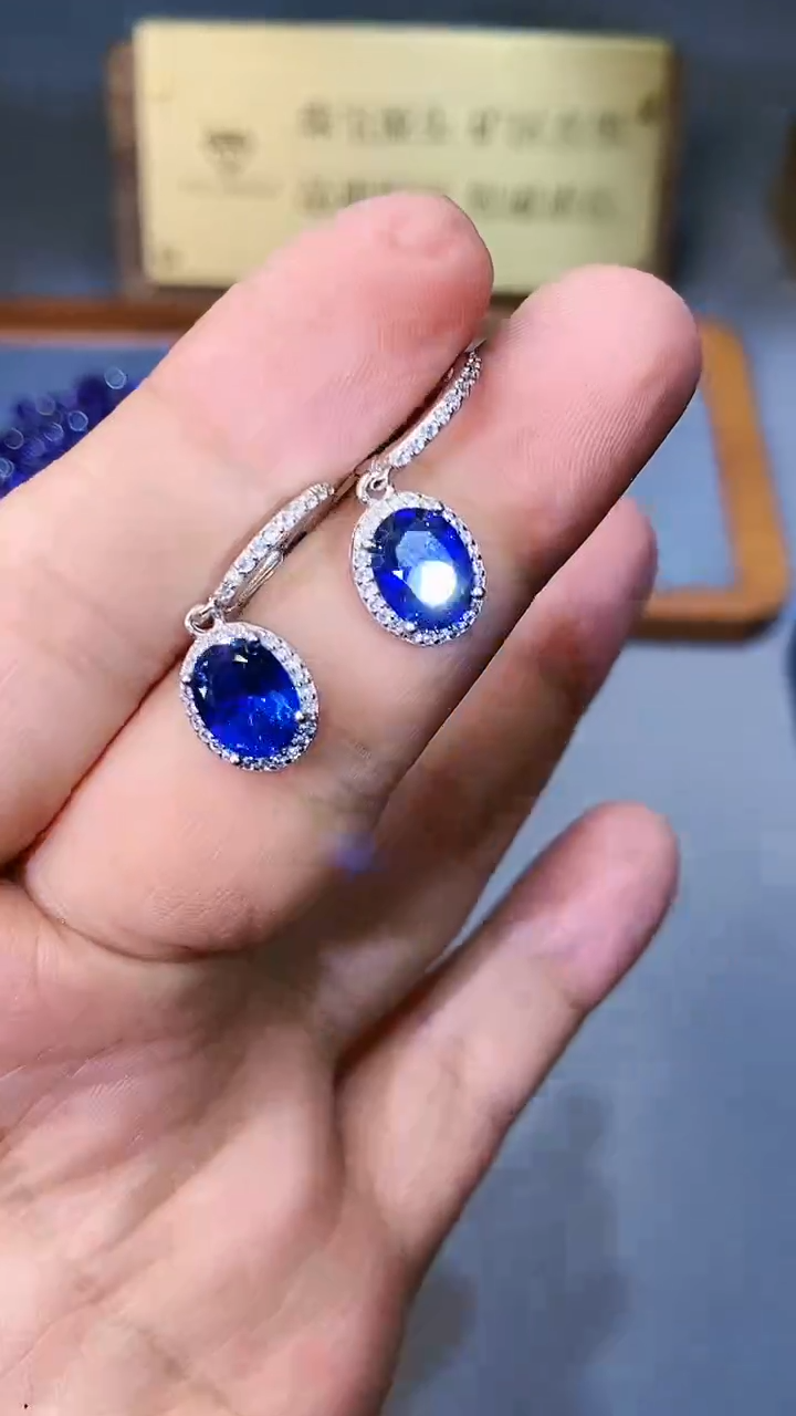 【闪购商品】蓝宝石耳饰银S925镶嵌321