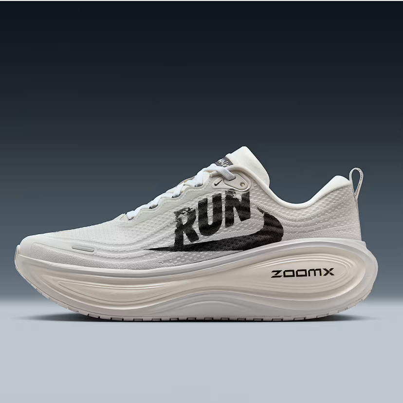 耐克/NIKE(官方正品)男子VOMERO PLUS 缓震透气跑步鞋IH2268100