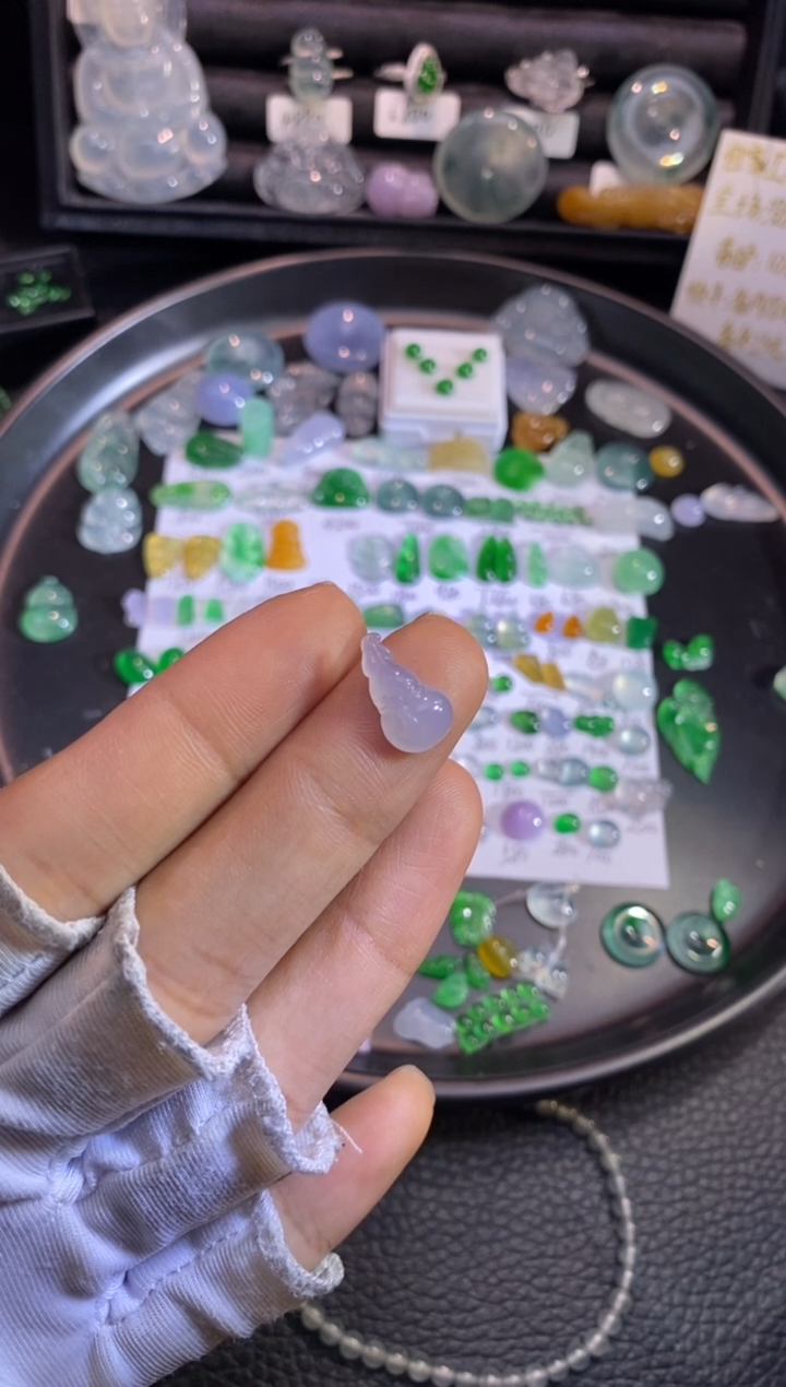 【闪购商品】翡翠未镶嵌挂件葫芦