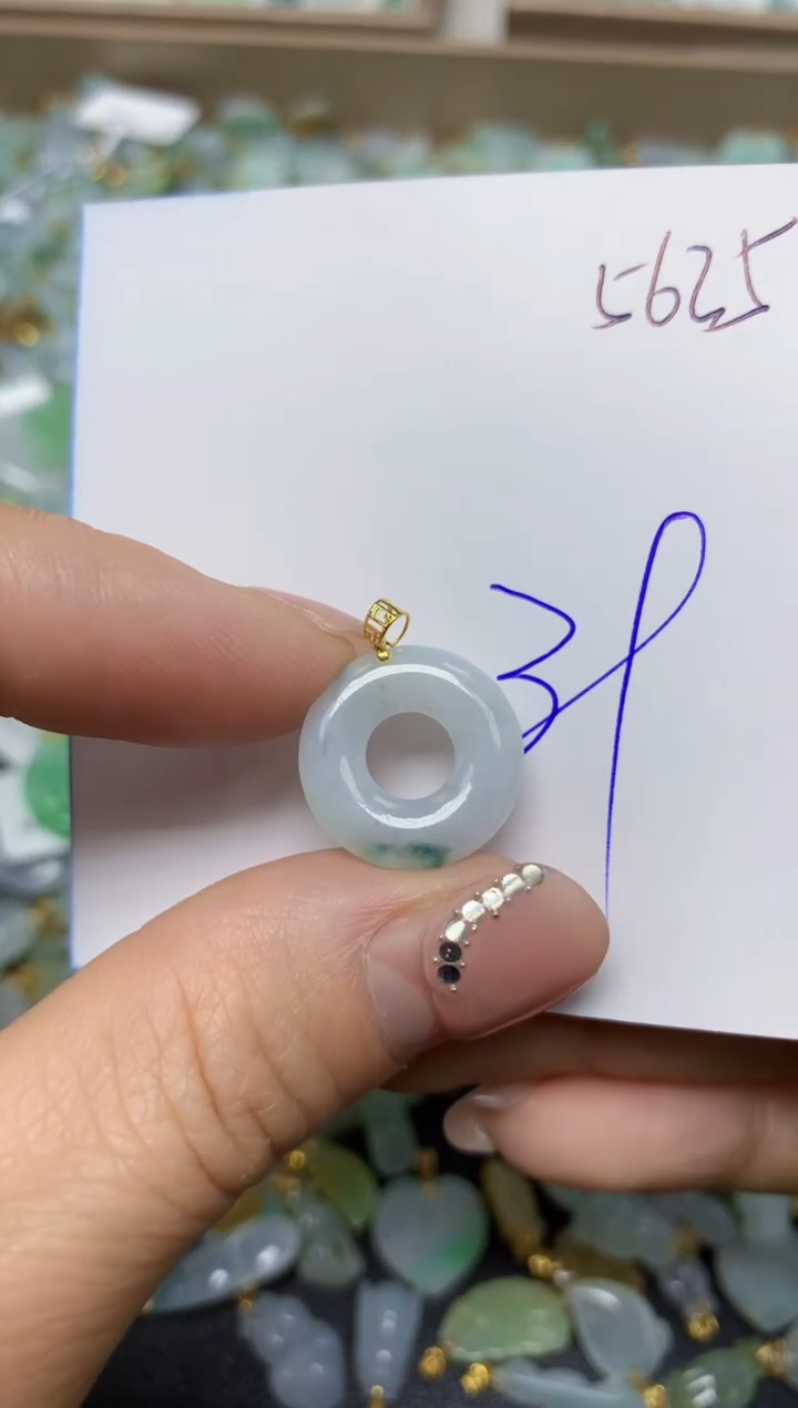 【闪购商品】翡翠挂件18K金镶嵌 天然翡翠A货