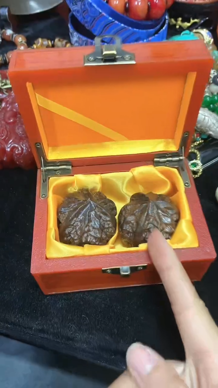 【闪购商品】摆件如图所示，所见所得