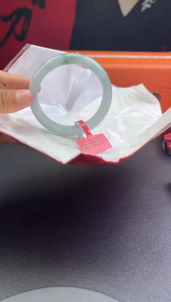 【闪购商品】翡翠手镯未镶嵌翡翠手镯2