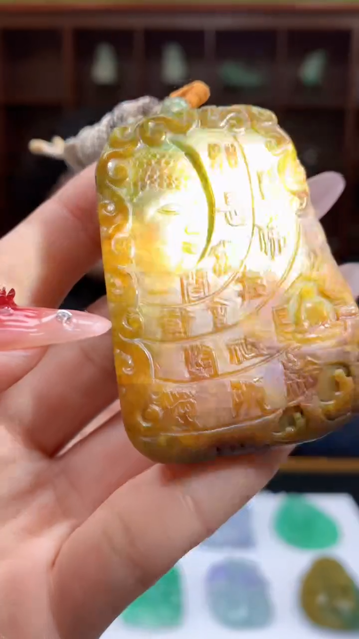 【闪购商品】定制翡翠未镶嵌1049ry-毛货挂件