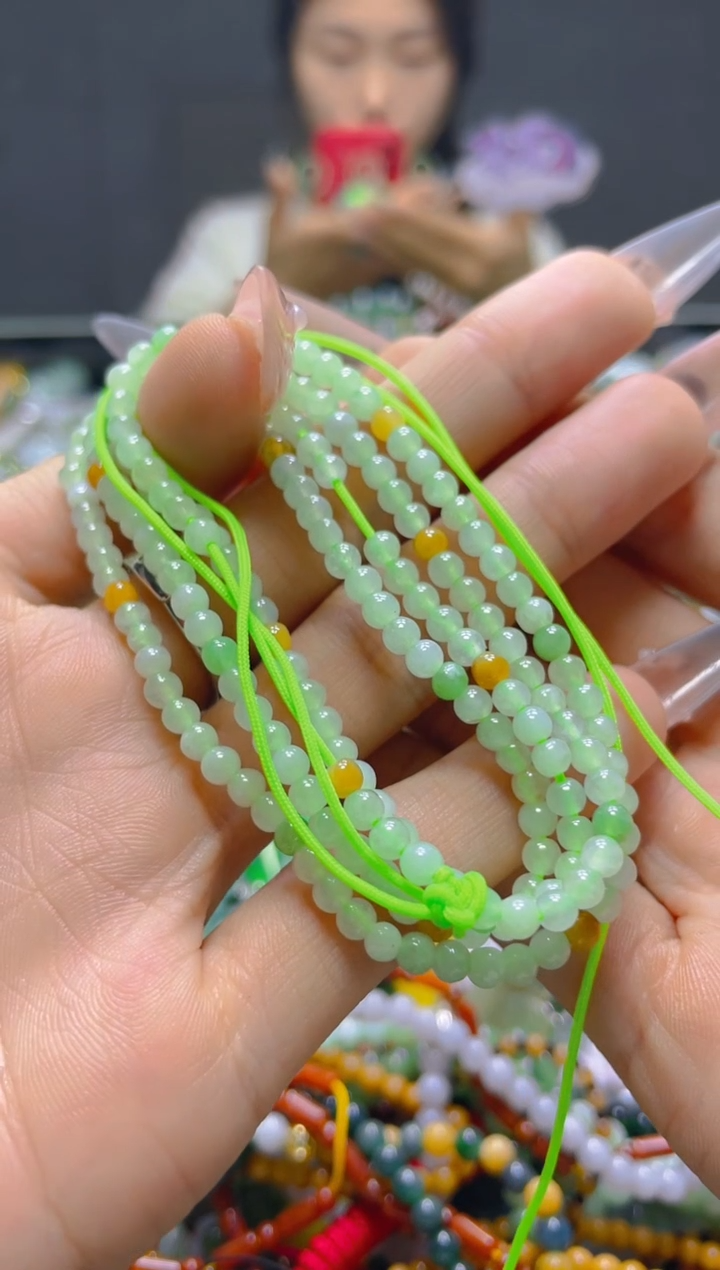 颈饰未镶嵌翡翠3MM
