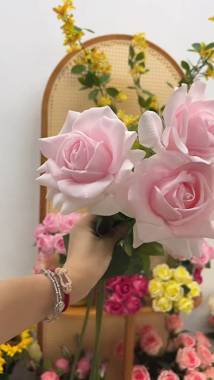 3枝浅粉手感保湿水晶