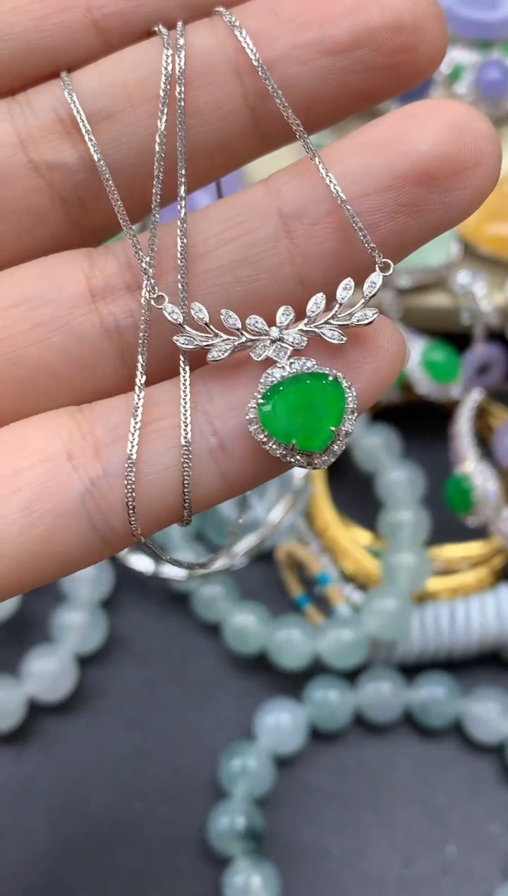 【闪购商品】翡翠颈饰18K金镶嵌557-中国好珍宝