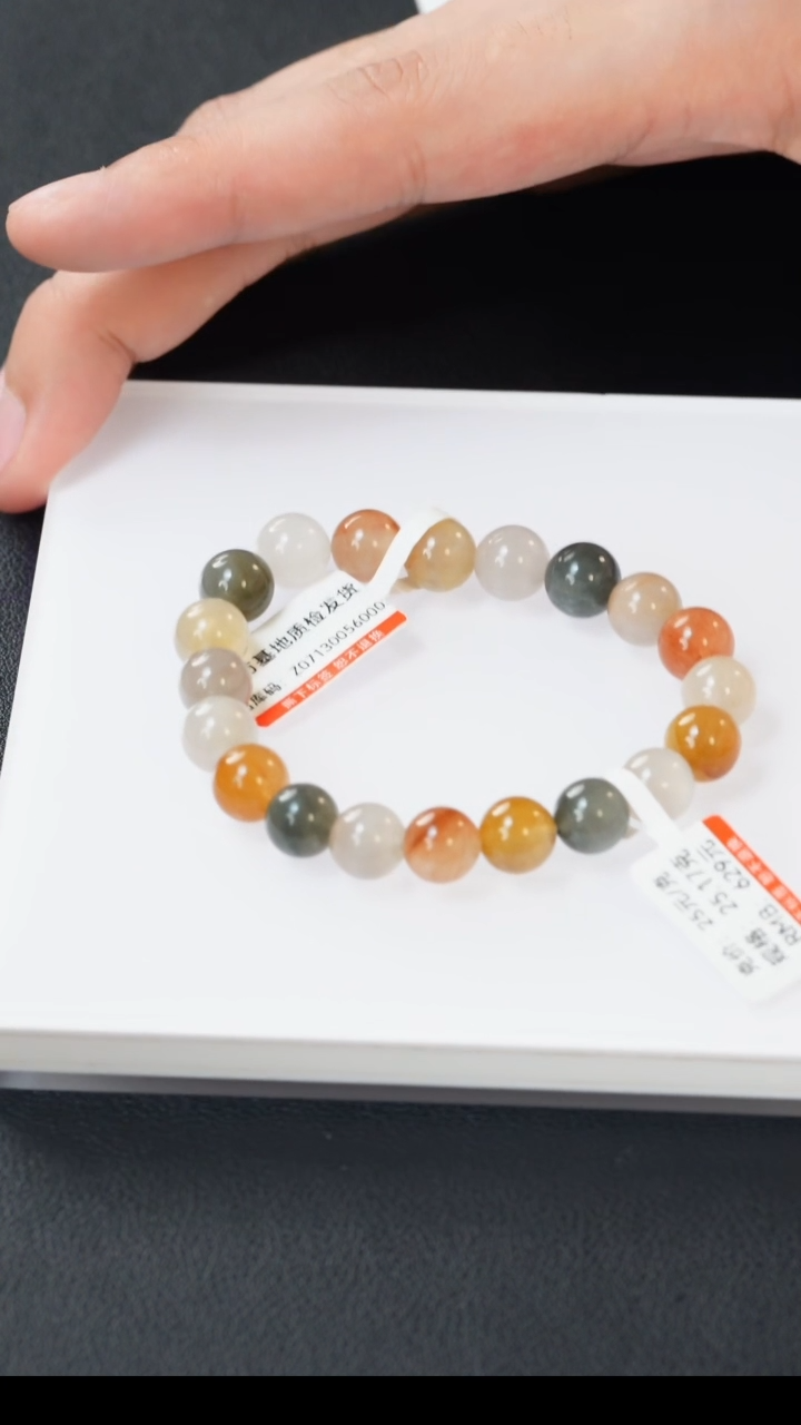 水晶手串未镶嵌——彩兔毛水晶