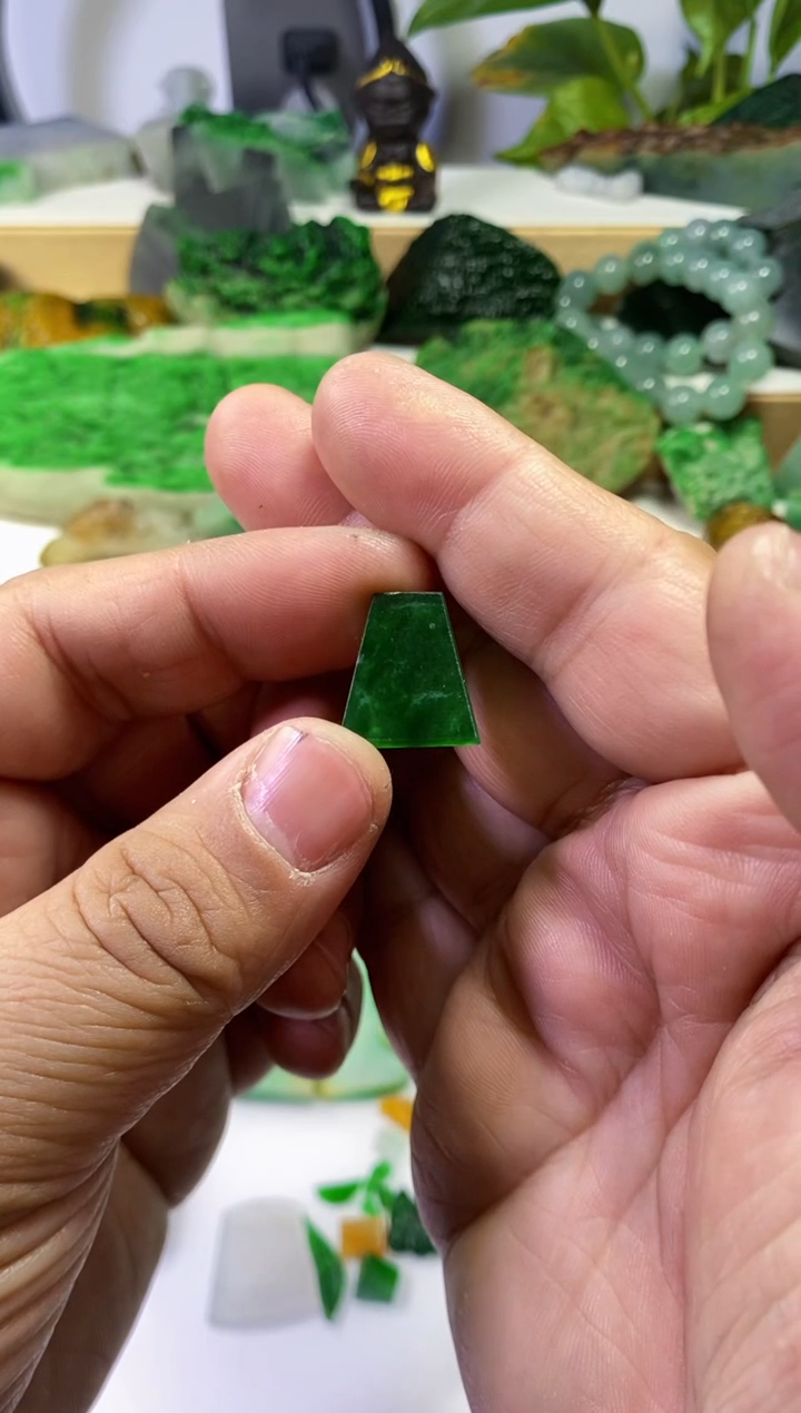 颈饰未镶嵌翡翠明*011天然翡翠