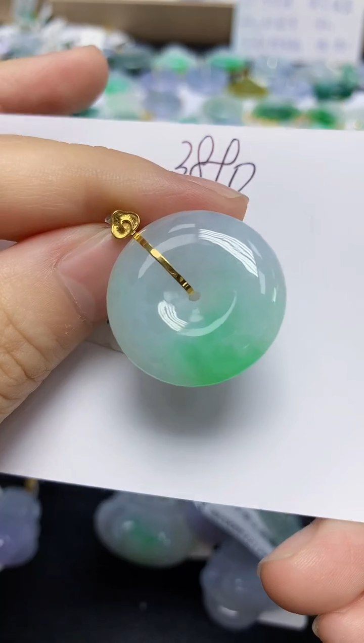 翡翠18K金镶嵌颈饰天然缅甸翡翠A货1