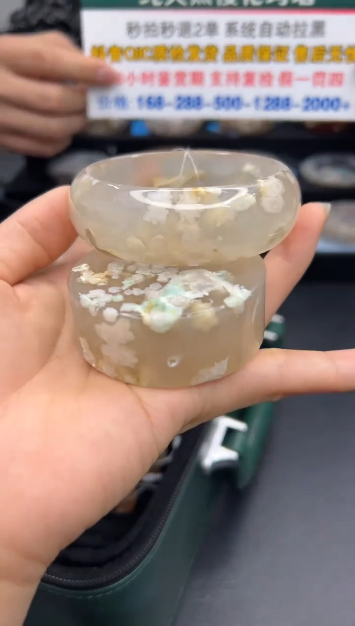 【闪购商品】石英质玉手镯未镶嵌A217(59圈赠送镯心)