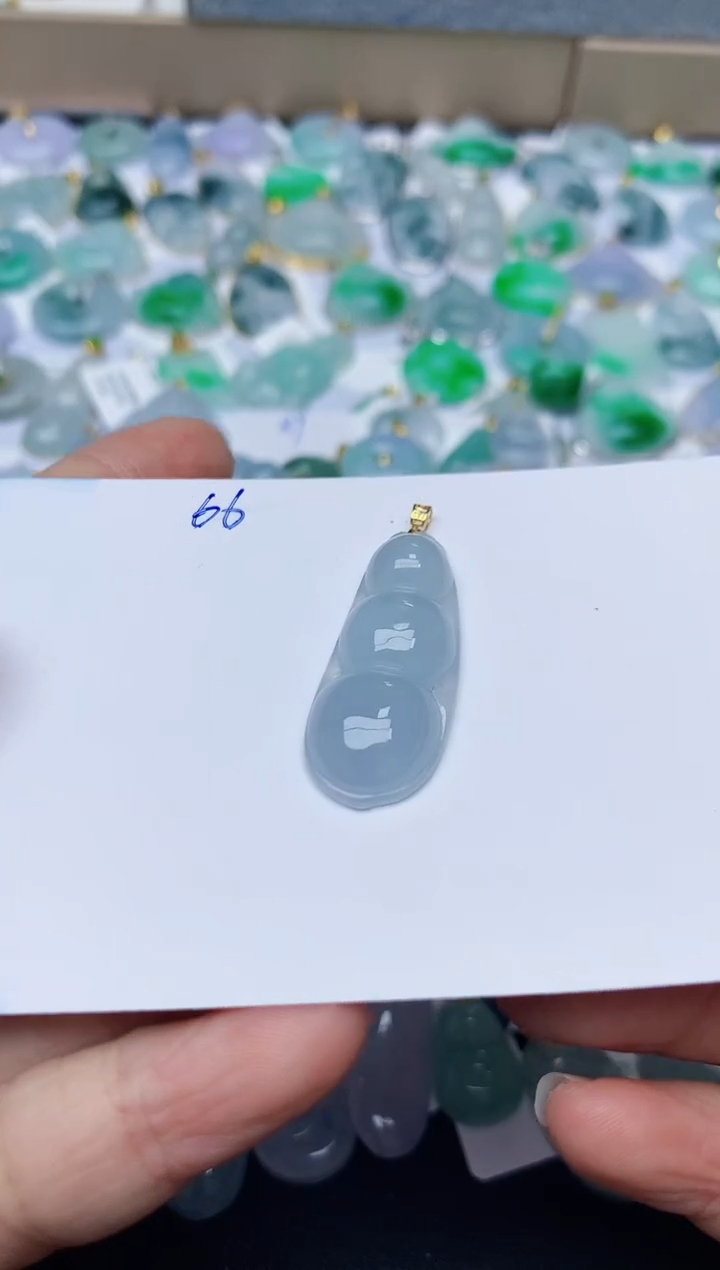 【闪购商品】翡翠颈饰18K金镶嵌天然翡翠A货    