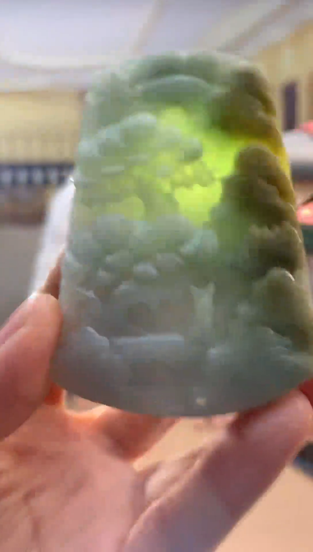 颈饰未镶嵌翡翠 