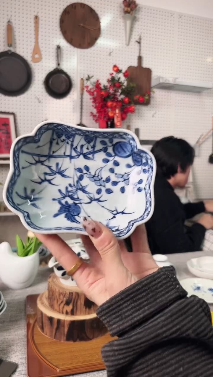 瓷万葉一閑人　角小鉢