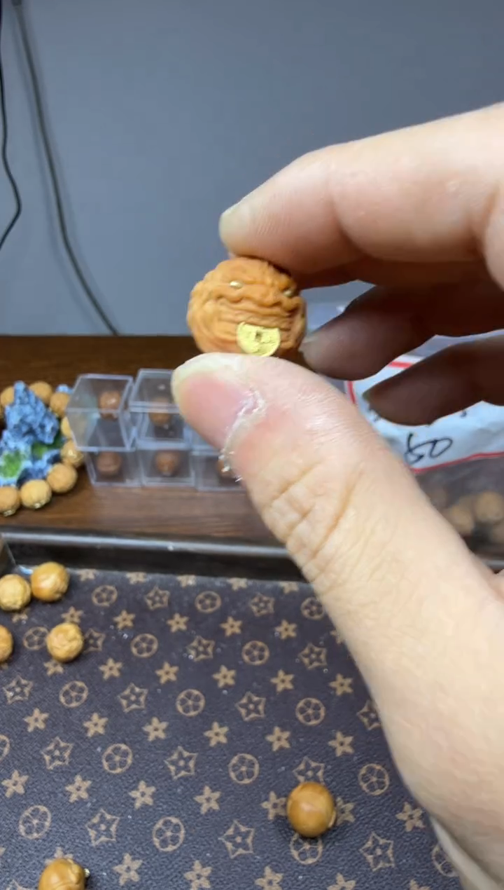 【闪购商品】猴头核桃吊坠咬钱 恶僧 重工