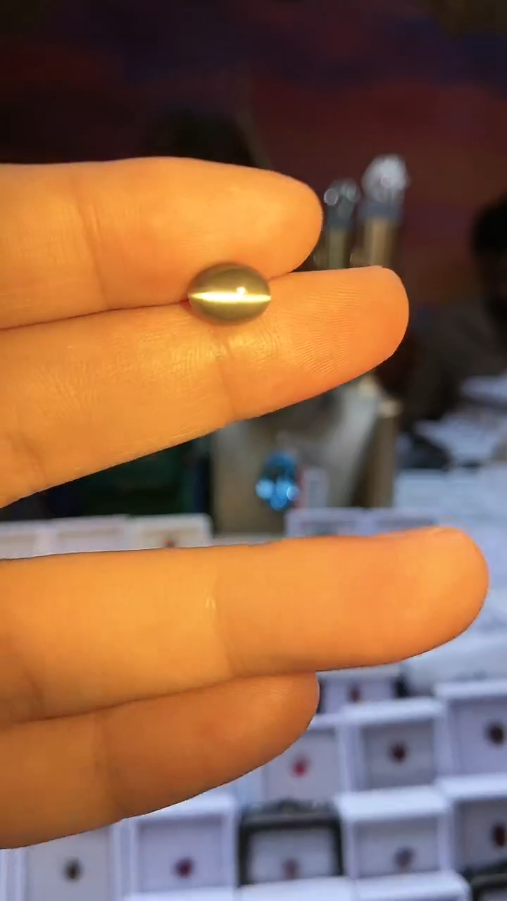 【闪购商品】定制猫眼定制未镶嵌2.22克拉亚历山大天然