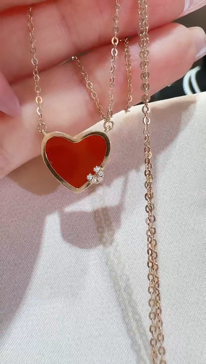 【闪购商品】玛瑙/玉髓项链18K金镶嵌心U项链