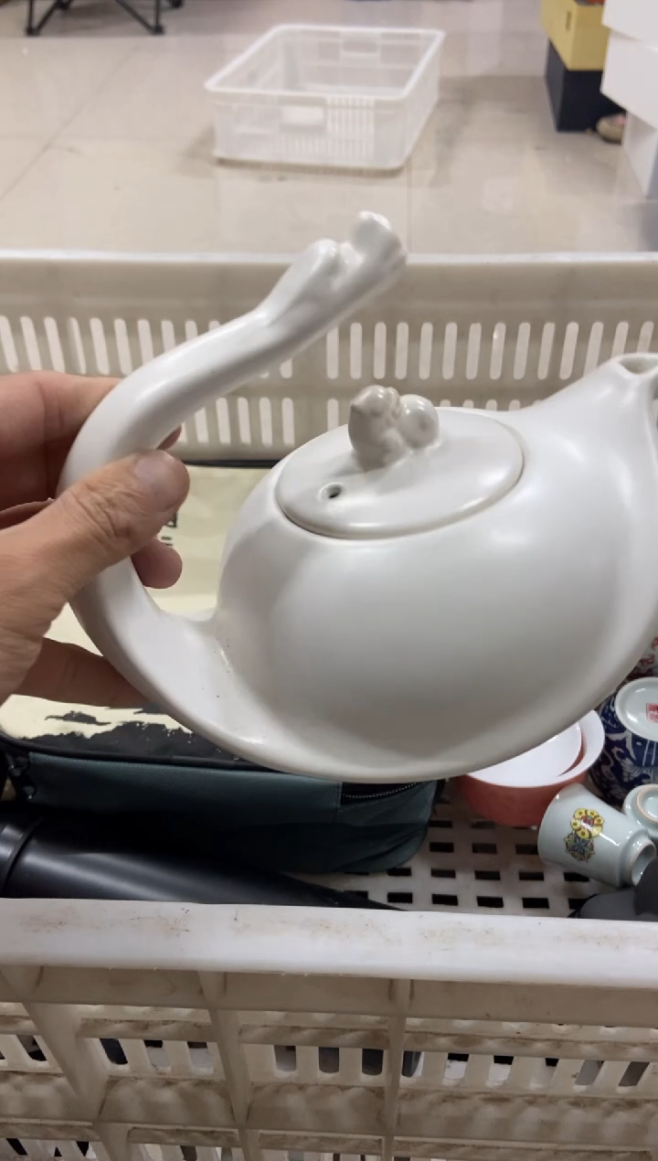 杯无运费险有瑕疵的摄影的产品有使用过的痕迹有点脏介意勿拍