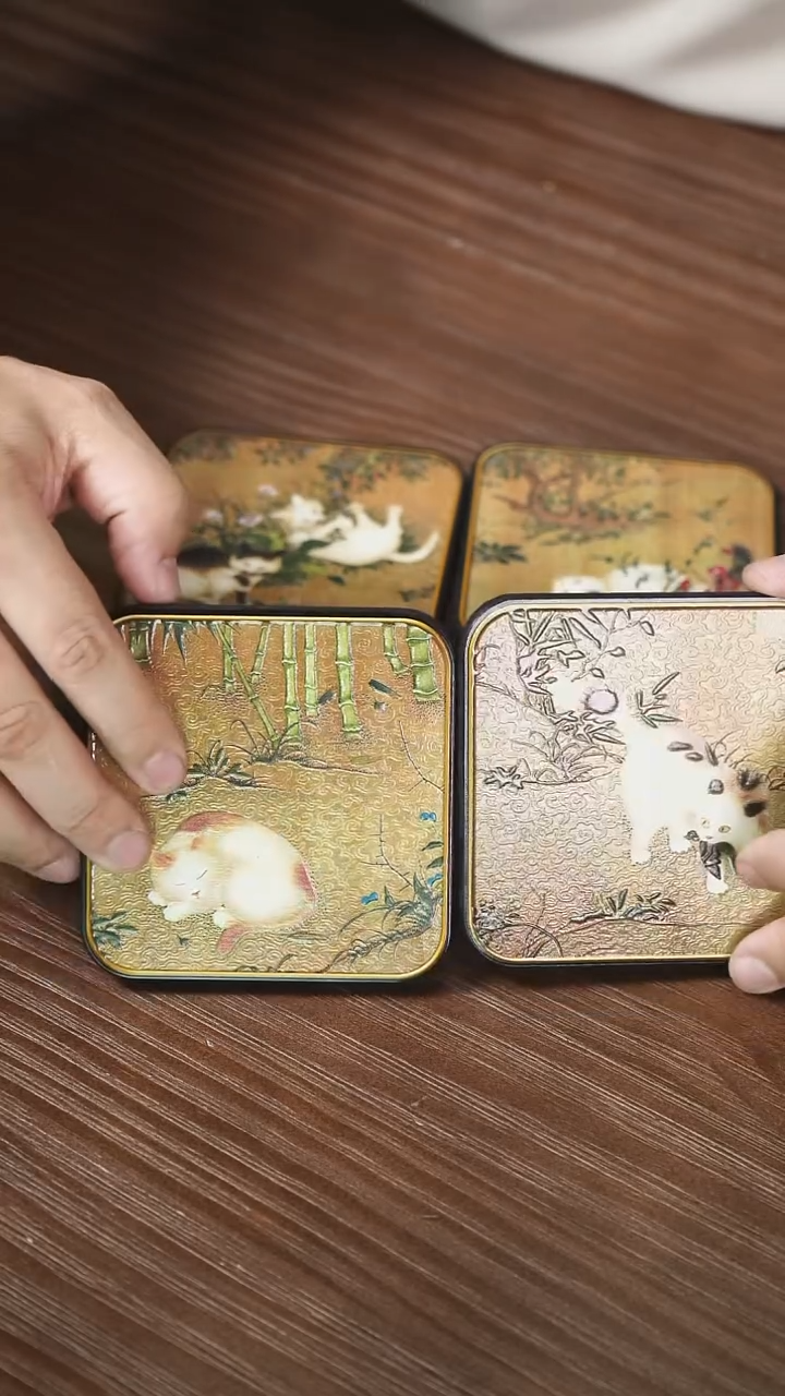 壹藏贰宝唐苑戏春杯垫一套