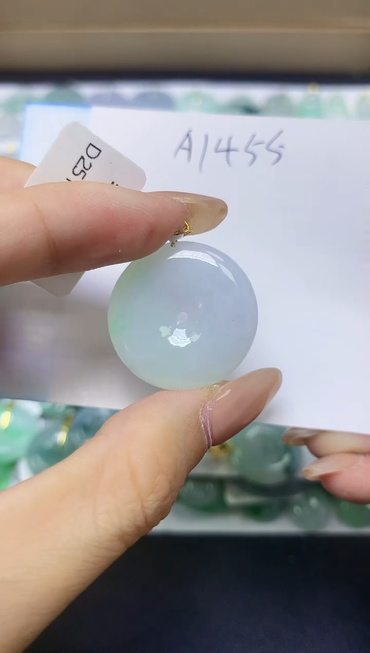 颈饰18K金镶嵌翡翠天然缅甸A货翡翠百元以上9元证书费自理