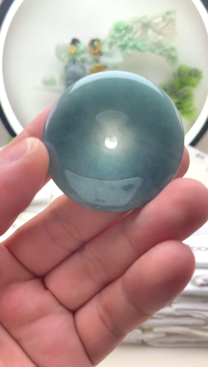 颈饰未镶嵌翡翠大扣子
