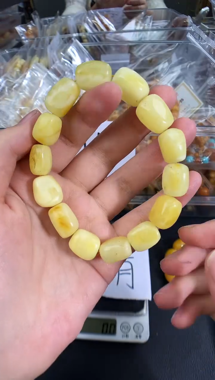 蜜蜡未镶嵌珠宝奇石1