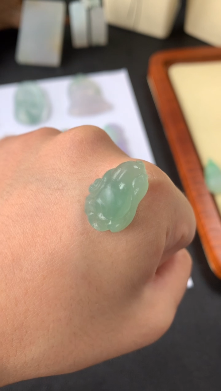 【闪购商品】定制翡翠未镶嵌翡翠