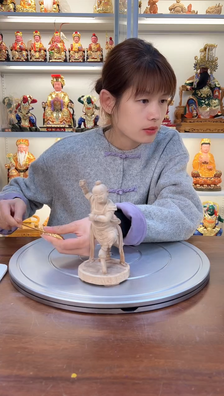【闪购商品】香樟木5寸6太子17公分白身